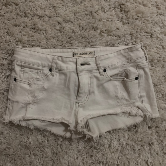 Bullhead white jean shorts - Picture 1 of 4